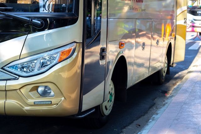 bus-commercial-vehicle-maintenance